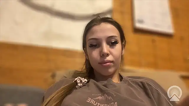 Snapshot of Ravellevi chatting on 3, 7, 2026 Ravellevi online show from 3, 7, 2026