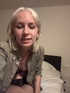 Snapshot of Naomi_Nocturn chatting on 22, 6, 2026 Naomi Nocturn online show from 22, 6, 2026