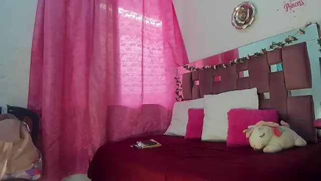 Snapshot of stacyfoxxx chatting on 8, 8, 2026 stacyfoxxx online show from 8, 8, 2026