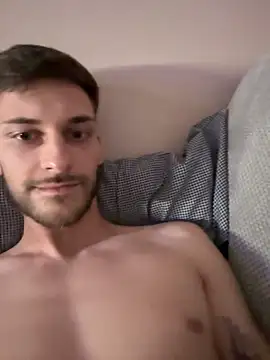 skinnytwink2008 online show from 27, 6, 2026