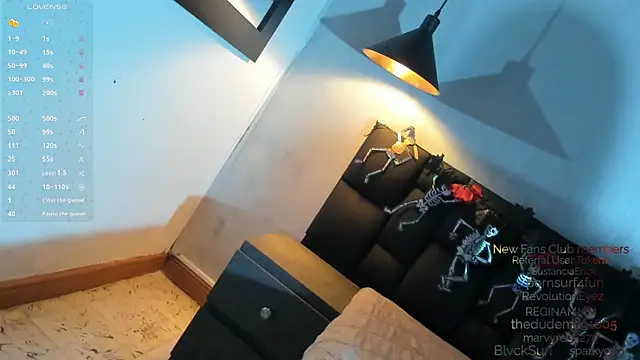 Snapshot of love_amor_ chatting on 5, 10, 2025 love amor online show from 5, 10, 2025