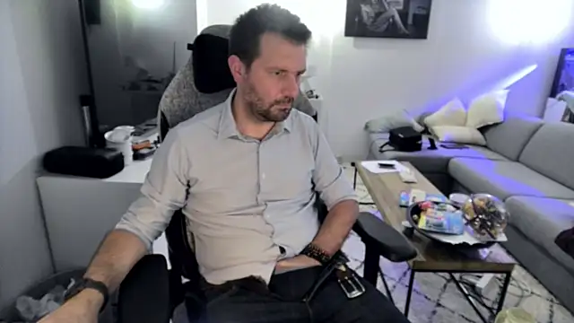 Snapshot of pc92160 chatting on 28, 7, 2026 pc92160 online show from 28, 7, 2026