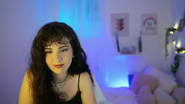 Daisy Lowe online show from 17, 7, 2026