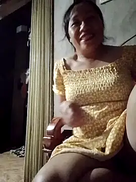 Moon squirtt online show from 22, 7, 2026