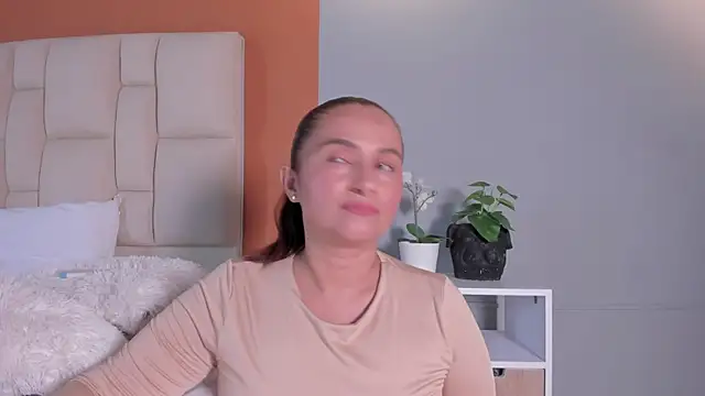 Adela Rous online show from 30, 7, 2026