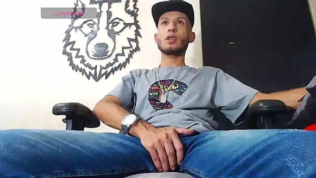 Snapshot of WOLFMONSTERDICK chatting on 20, 3, 2025 WOLFMONSTERDICK online show from 20, 3, 2025