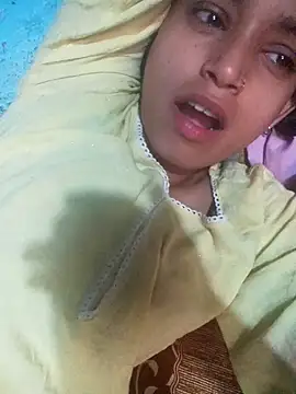 Snapshot of Siya_9877 chatting on 3, 8, 2026 Siya 9877 online show from 3, 8, 2026
