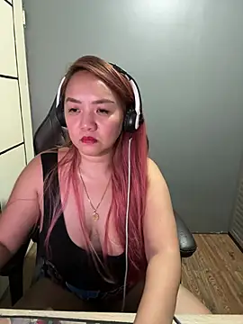 chloe wonderlust online show from 7, 7, 2026