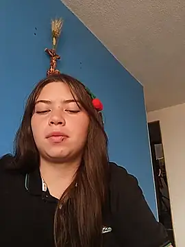 LoveShae 69 online show from 2, 7, 2026