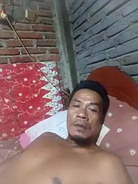 Snapshot of maxwel20 chatting on 13, 7, 2026 maxwel20 online show from 13, 7, 2026