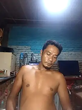 Snapshot of maxwel20 chatting on 15, 7, 2026 maxwel20 online show from 15, 7, 2026