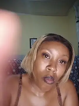 sexypoison22 online show from 4, 7, 2026
