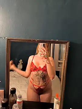 Snapshot of Hannah2708 chatting on 5, 7, 2026 Hannah2708 online show from 5, 7, 2026