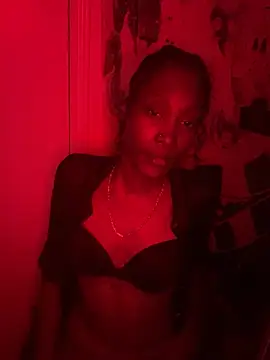 Snapshot of blaquebeauty chatting on 5, 7, 2026 blaquebeauty online show from 5, 7, 2026