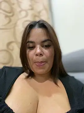 Snapshot of AliceStarshine chatting on 6, 2, 2025 AliceStarshine online show from 6, 2, 2025