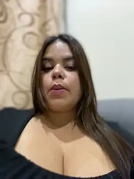 Snapshot of AliceStarshine chatting on 15, 2, 2025 AliceStarshine online show from 15, 2, 2025