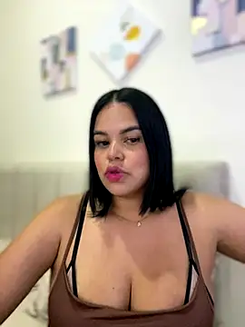 Snapshot of AliceStarshine chatting on 10, 10, 2025 AliceStarshine online show from 10, 10, 2025