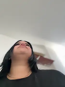 Snapshot of AliceStarshine chatting on 18, 10, 2025 AliceStarshine online show from 18, 10, 2025