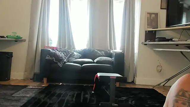 MrsMrNobody online show from 31, 7, 2026