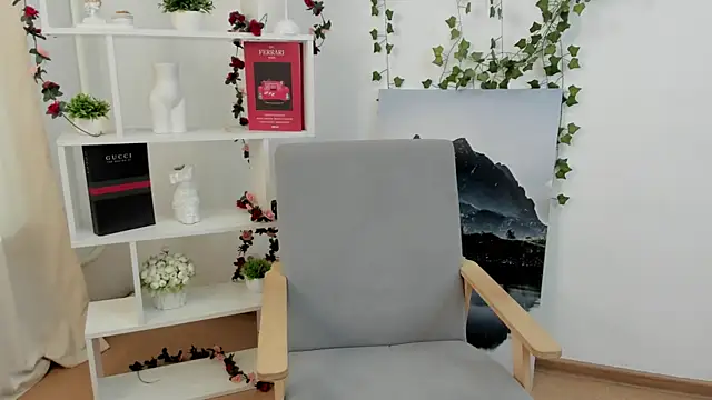 JulietNarez online show from 7, 7, 2026