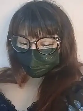 LexaLuxe online show from 9, 8, 2026