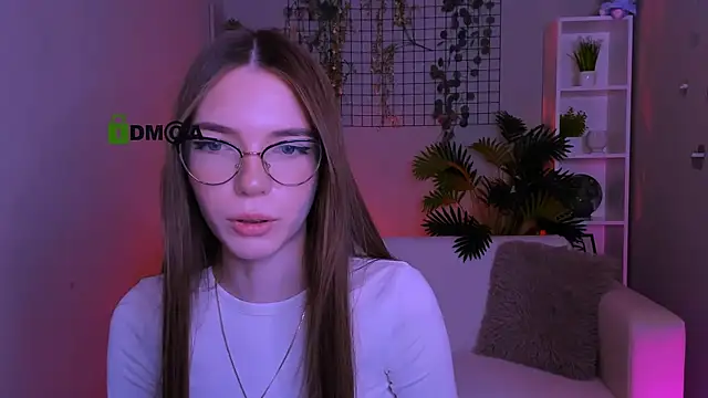 Snapshot of emilia_fly chatting on 25, 7, 2026 emilia fly online show from 25, 7, 2026