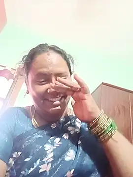 Snapshot of tamilrosegold chatting on 11, 7, 2026 tamilrosegold online show from 11, 7, 2026