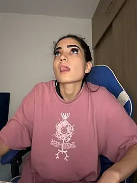 soymagdavega  online show from 10, 7, 2026