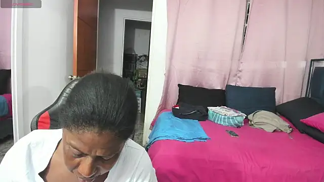 LupeAdams online show from 28, 3, 2026