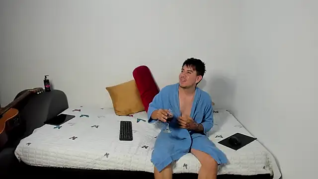 Snapshot of katrinaysanti chatting on 6, 8, 2026 katrinaysanti online show from 6, 8, 2026
