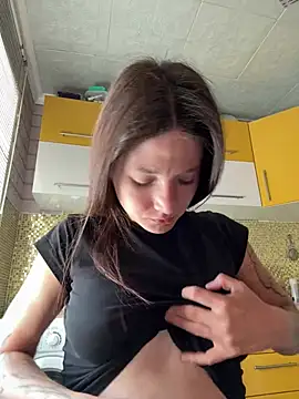 cuty milky online show from 13, 7, 2026