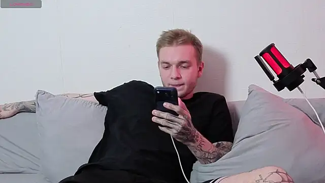 Snapshot of jxxxsti0n chatting on 23, 7, 2026 jxxxsti0n online show from 23, 7, 2026