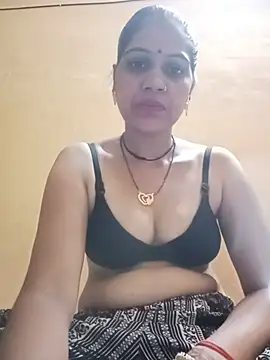 Snapshot of simran_bby chatting on 20, 7, 2026 simran bby online show from 20, 7, 2026