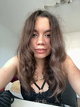 AlexisWinters online show from 17, 7, 2026