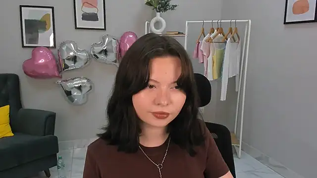 Gloria  Torres online show from 14, 7, 2026
