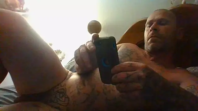Snapshot of Tainted1980 chatting on 5, 8, 2026 Tainted1980 online show from 5, 8, 2026