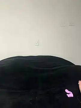 Selene morris online show from 20, 7, 2026