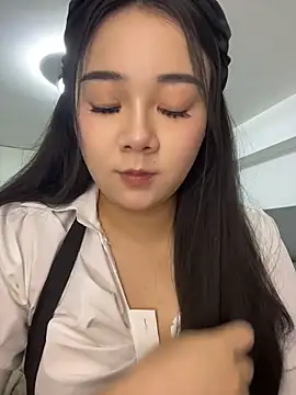 Luna-girl online show from 21, 7, 2026