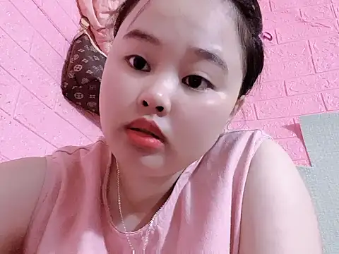 Snapshot of Minee99 chatting on 17, 7, 2026 Minee99 online show from 17, 7, 2026