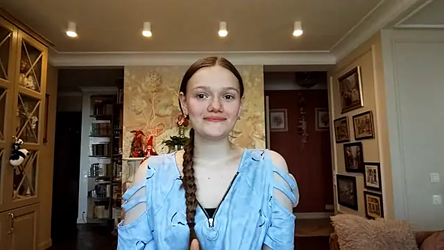 Snapshot of MarloOsburn chatting on 22, 7, 2026 MarloOsburn online show from 22, 7, 2026
