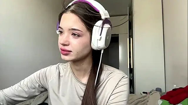 NicolleBarreto online show from 22, 7, 2026