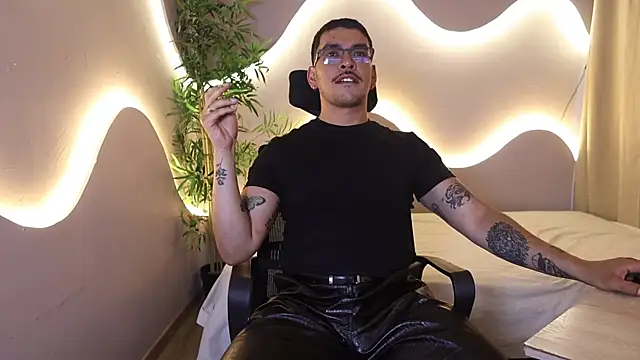 xdaniruiz online show from 28, 7, 2026