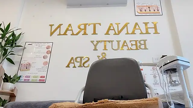 Snapshot of Katy_Bae chatting on 14, 11, 2025 Katy Bae online show from 14, 11, 2025