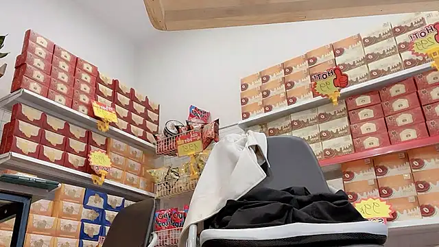 Snapshot of Katy_Bae chatting on 2, 2, 2026 Katy Bae online show from 2, 2, 2026