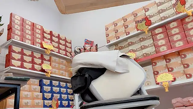 Snapshot of Katy_Bae chatting on 6, 2, 2026 Katy Bae online show from 6, 2, 2026