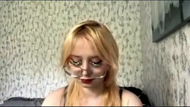 EvelinBossi online show from 23, 7, 2026