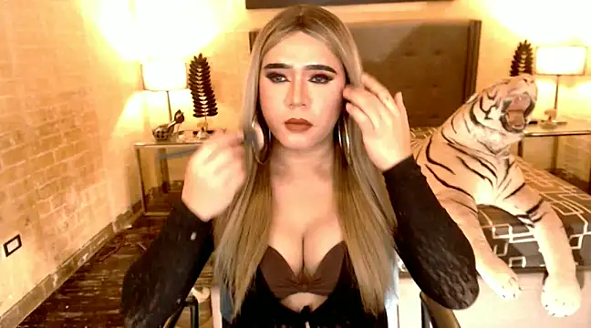 BigCumHuntersxx online show from 6, 2, 2025