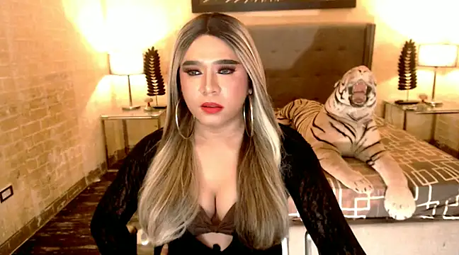 BigCumHuntersxx online show from 11, 2, 2025