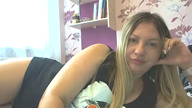 AmandaSexyHotAss20 online show from 25, 7, 2026