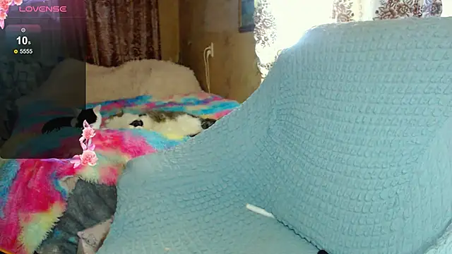 Snapshot of FlirtatiousMegan chatting on 4, 12, 2025 FlirtatiousMegan online show from 4, 12, 2025